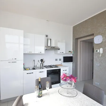 Belvilla By Oyo Capriccio Apartment Ghiffa